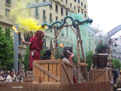 Carroza para un pasacalles de San Jorge en Zaragoza